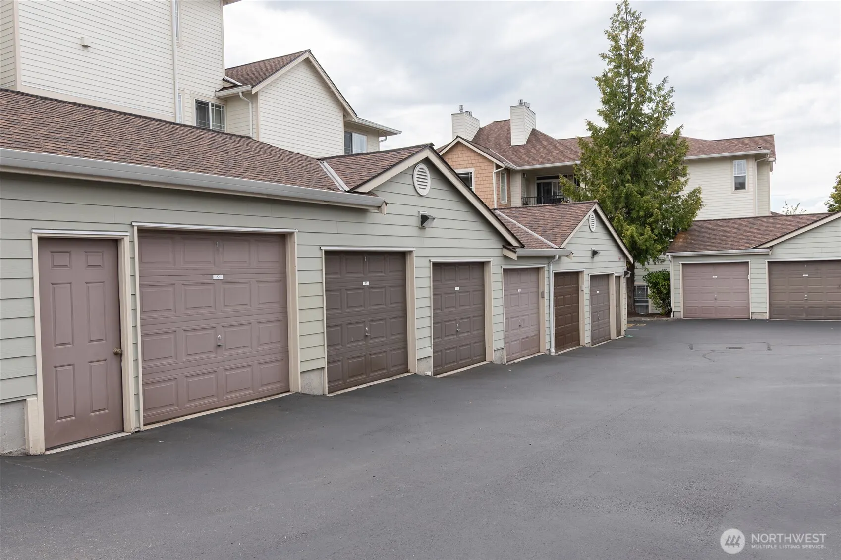 15026 40th Avenue W #2-401, Lynnwood, WA 98087