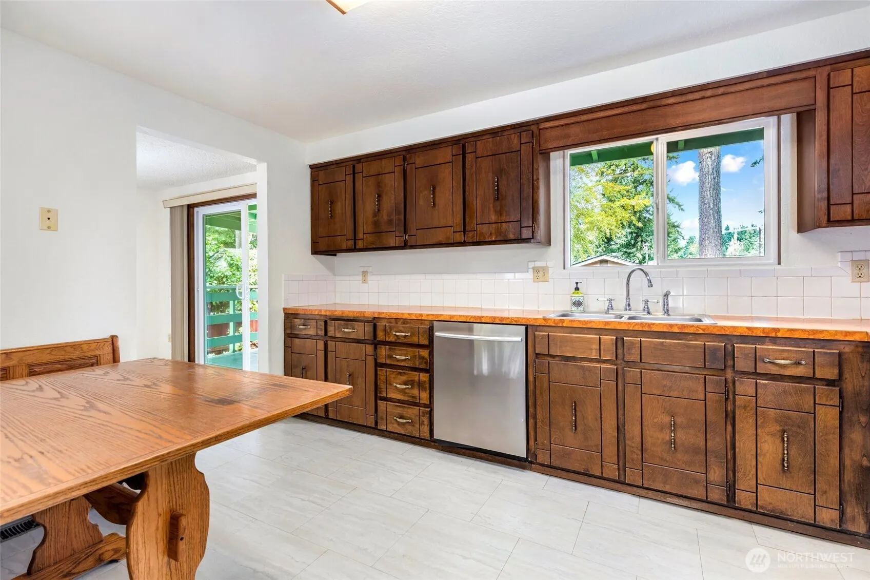 6007 189th Place SW, Lynnwood, WA 98036-5131