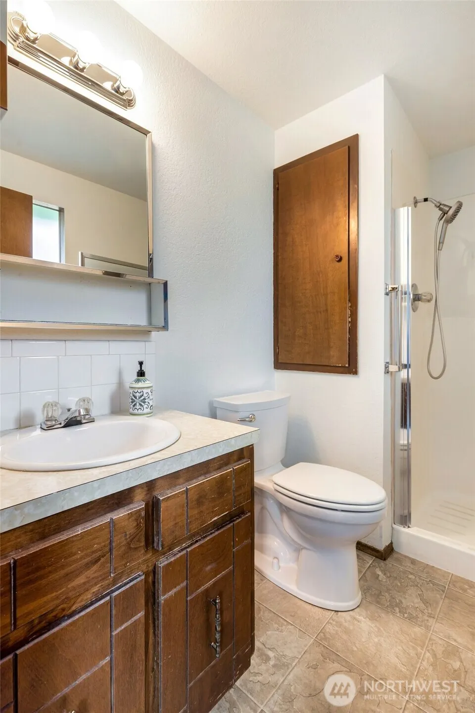 6007 189th Place SW, Lynnwood, WA 98036-5131
