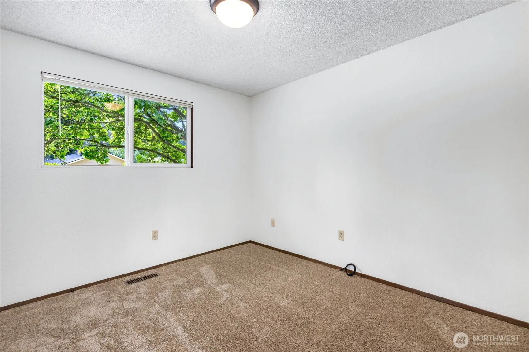 6007 189th Place SW, Lynnwood, WA 98036-5131