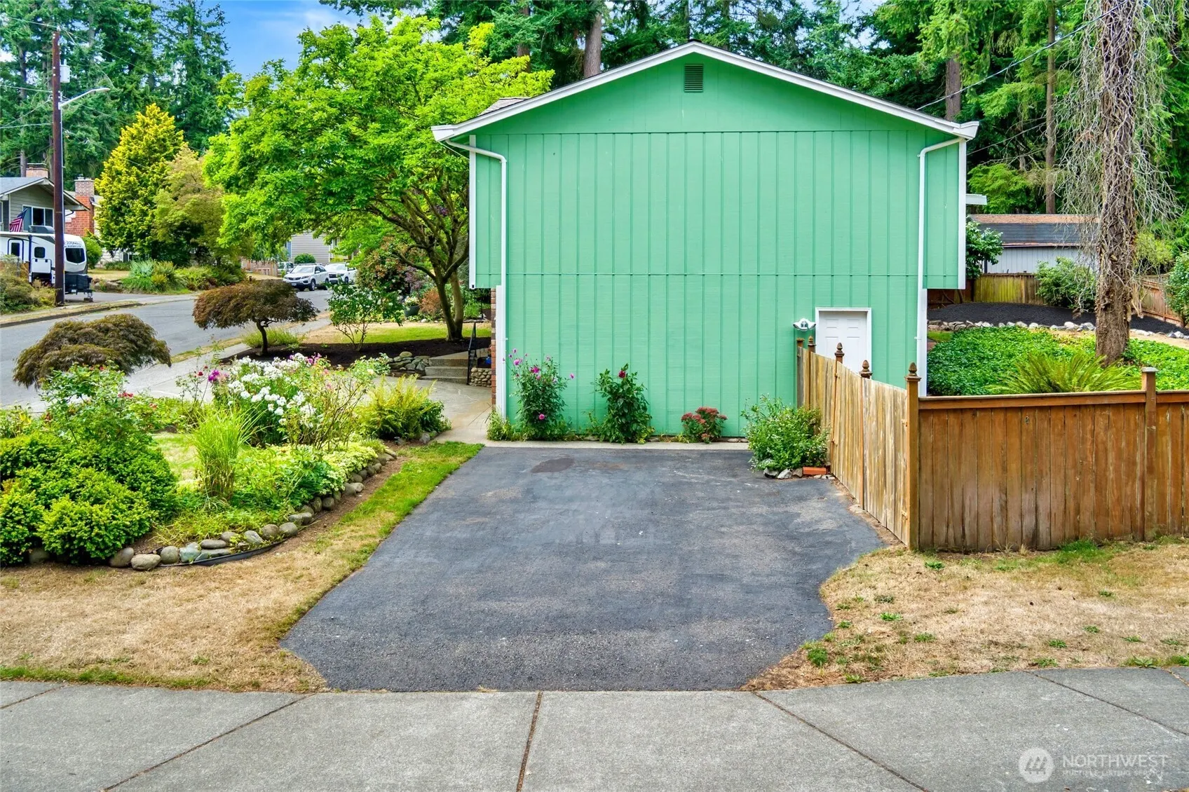 6007 189th Place SW, Lynnwood, WA 98036-5131