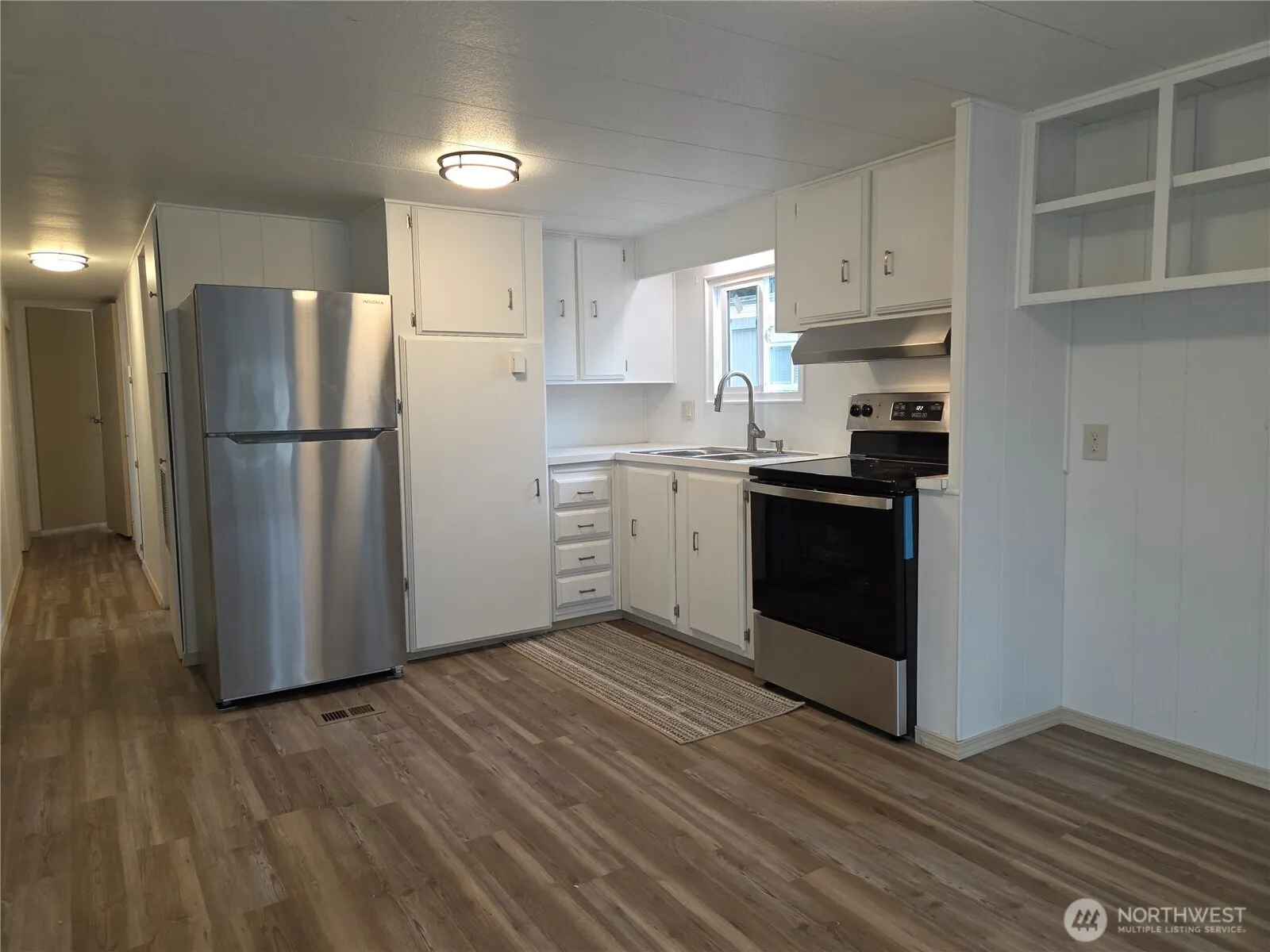 5220 176th Street SW #8, Lynnwood, WA 98037