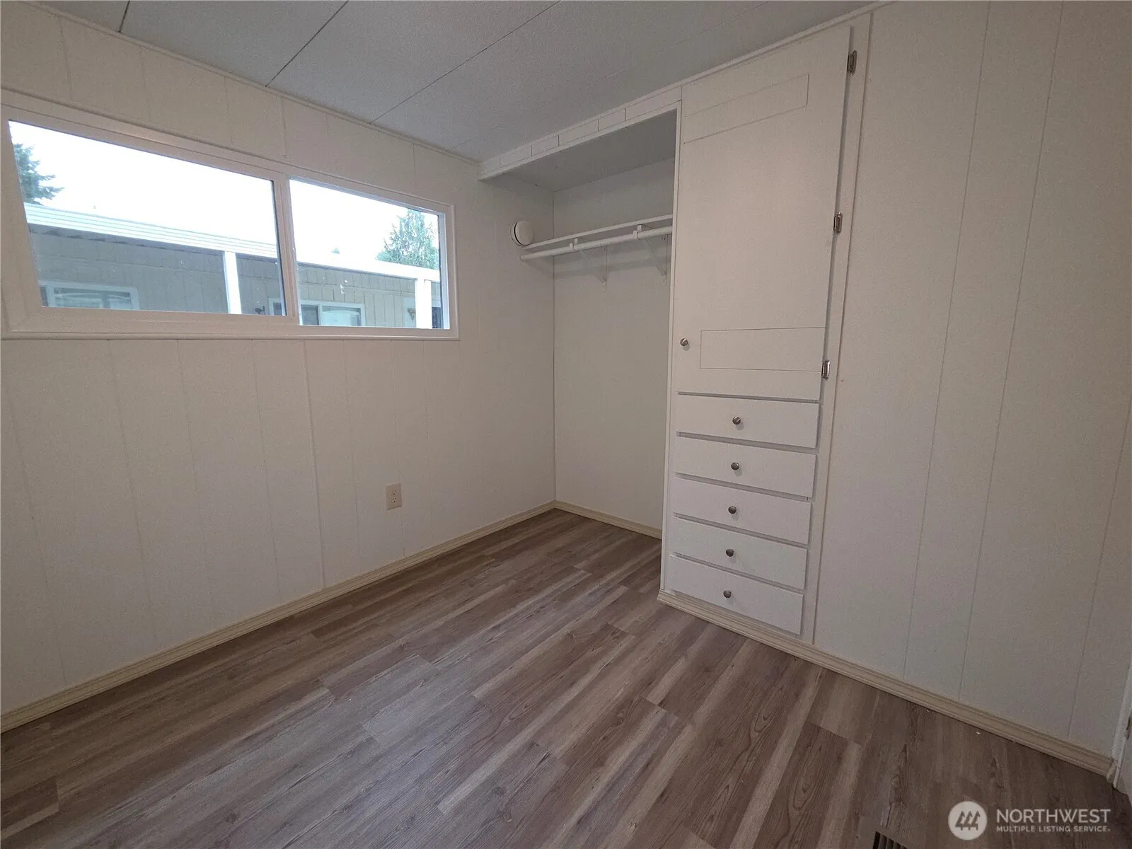 5220 176th Street SW #8, Lynnwood, WA 98037