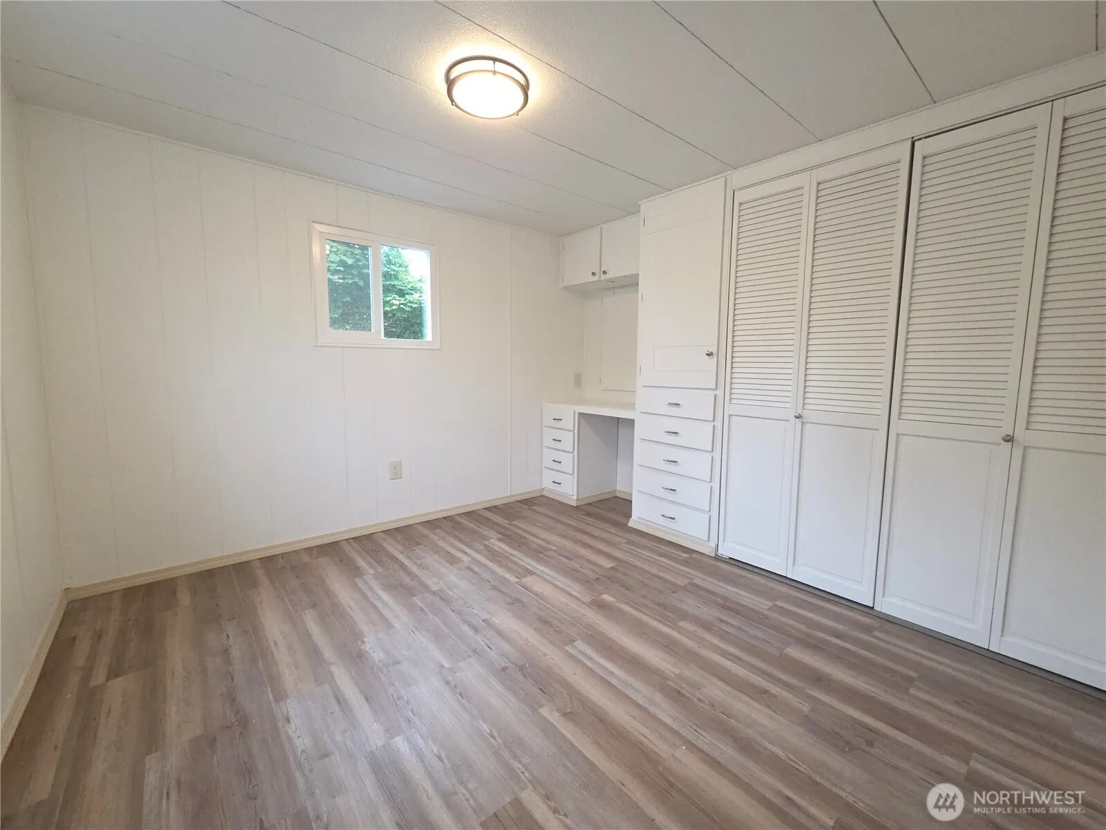 5220 176th Street SW #8, Lynnwood, WA 98037