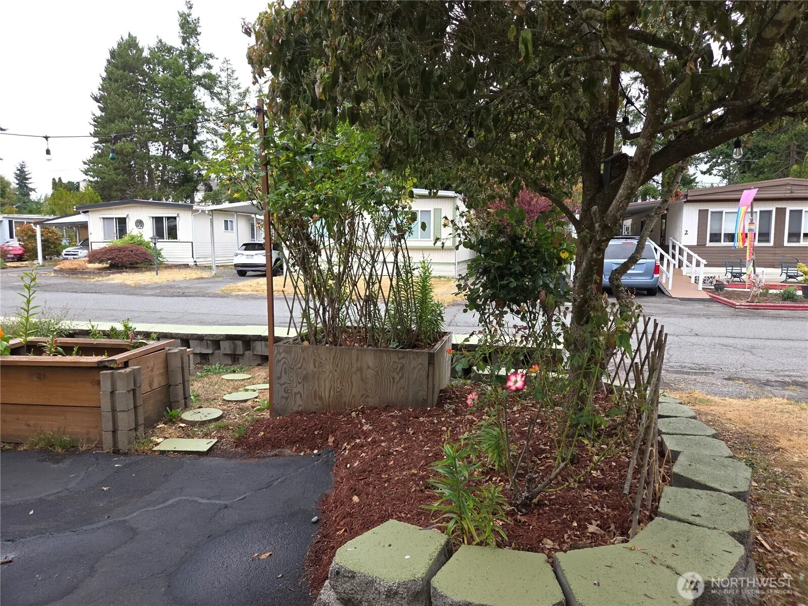 5220 176th Street SW #8, Lynnwood, WA 98037