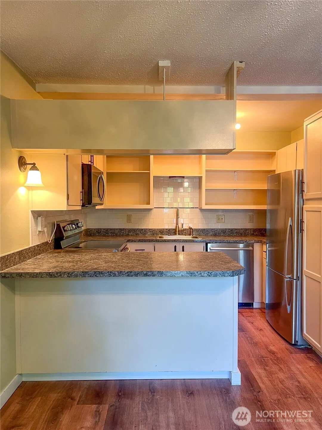 1425 S Puget Drive #G3, Renton, WA 98055