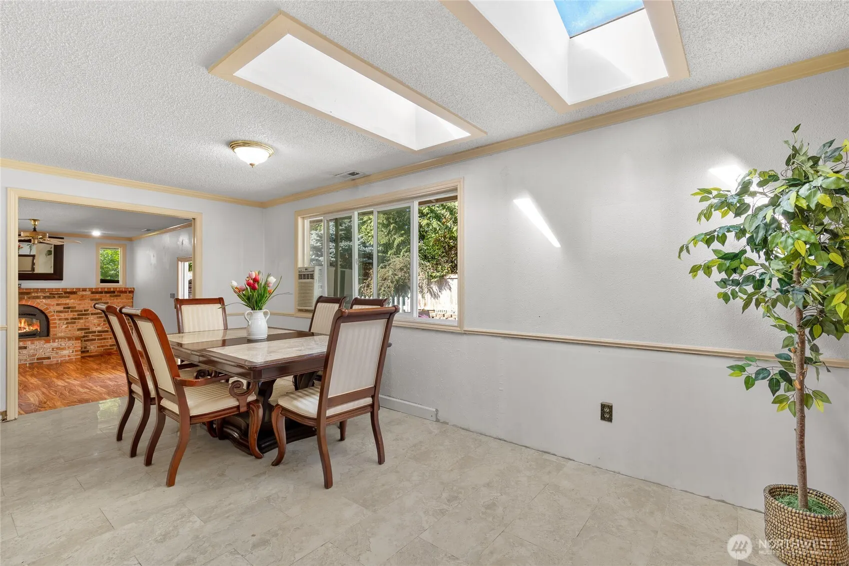 15212 Cascadian Way , Lynnwood, WA 98087