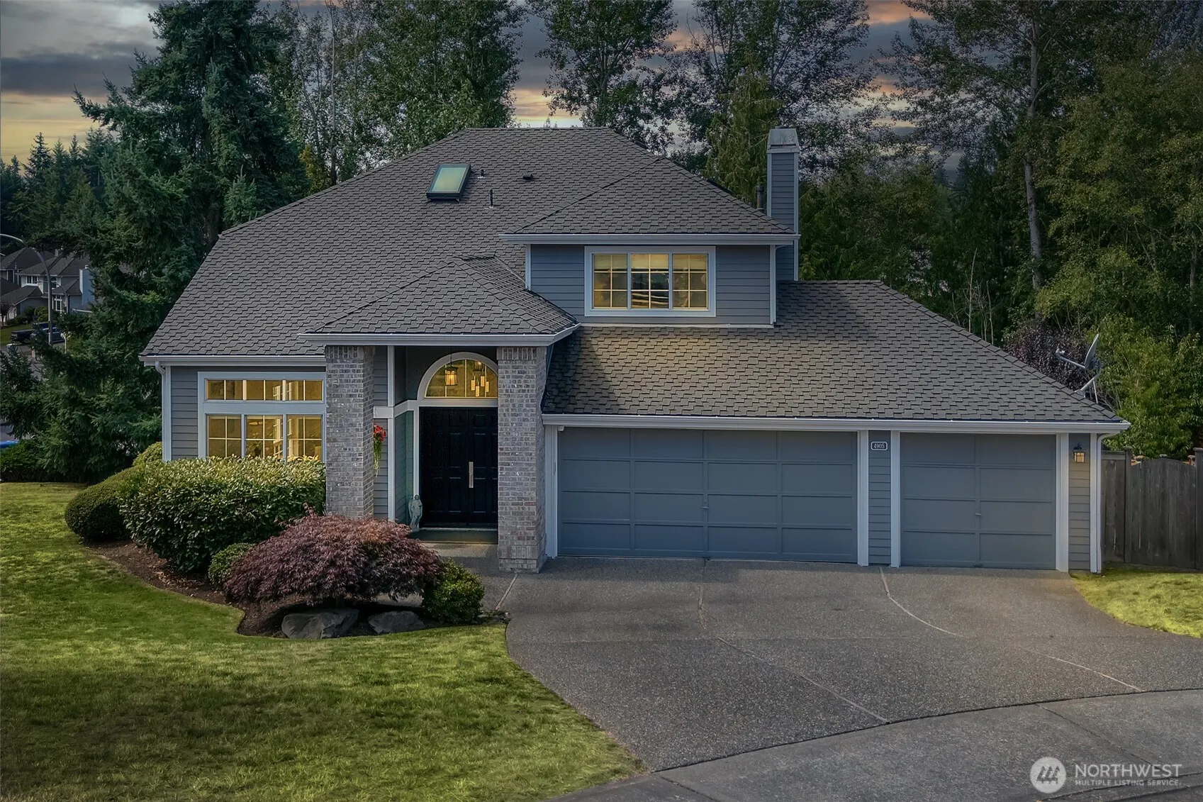 4905 NE 19th Court , Renton, WA 98059