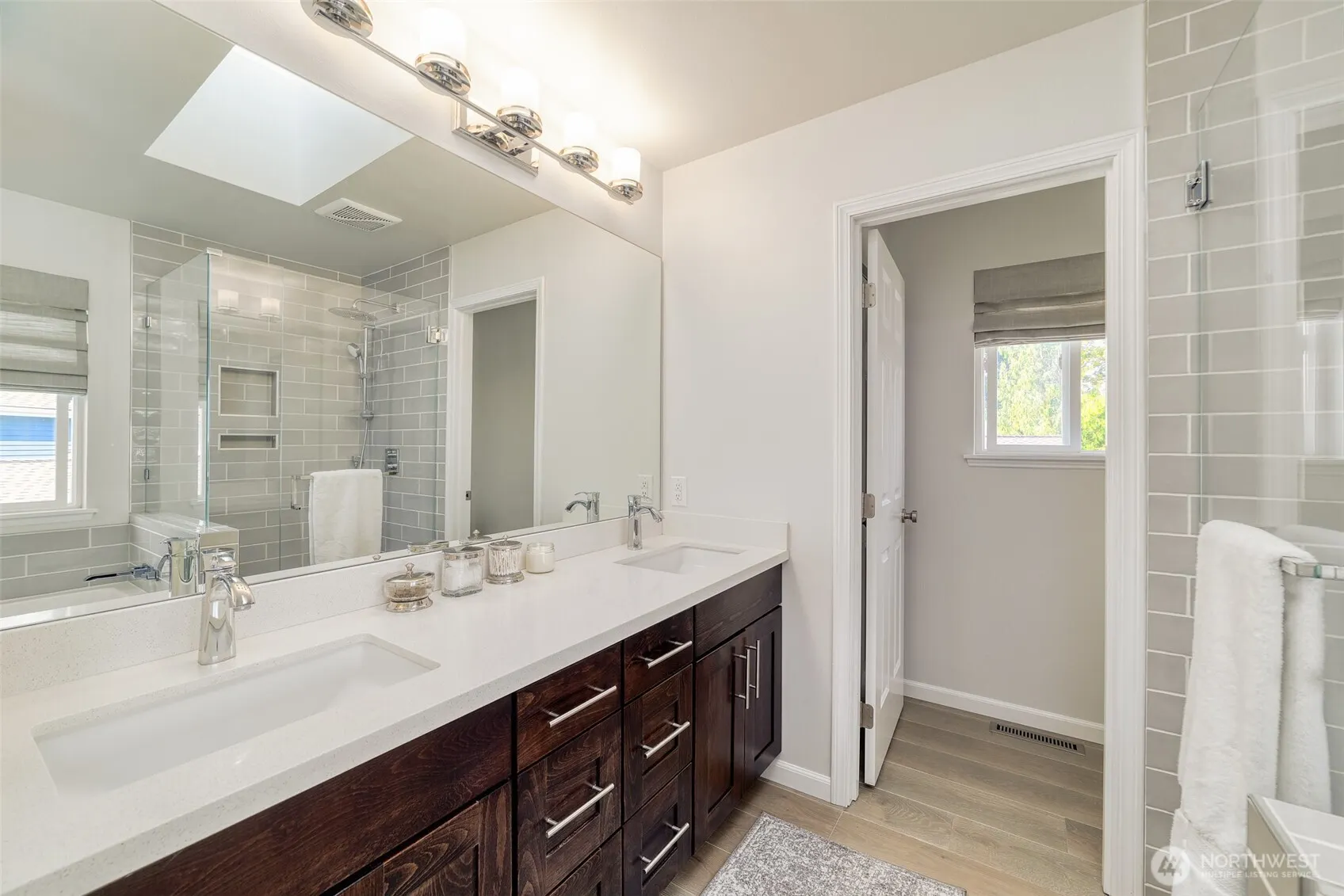 4905 NE 19th Court , Renton, WA 98059