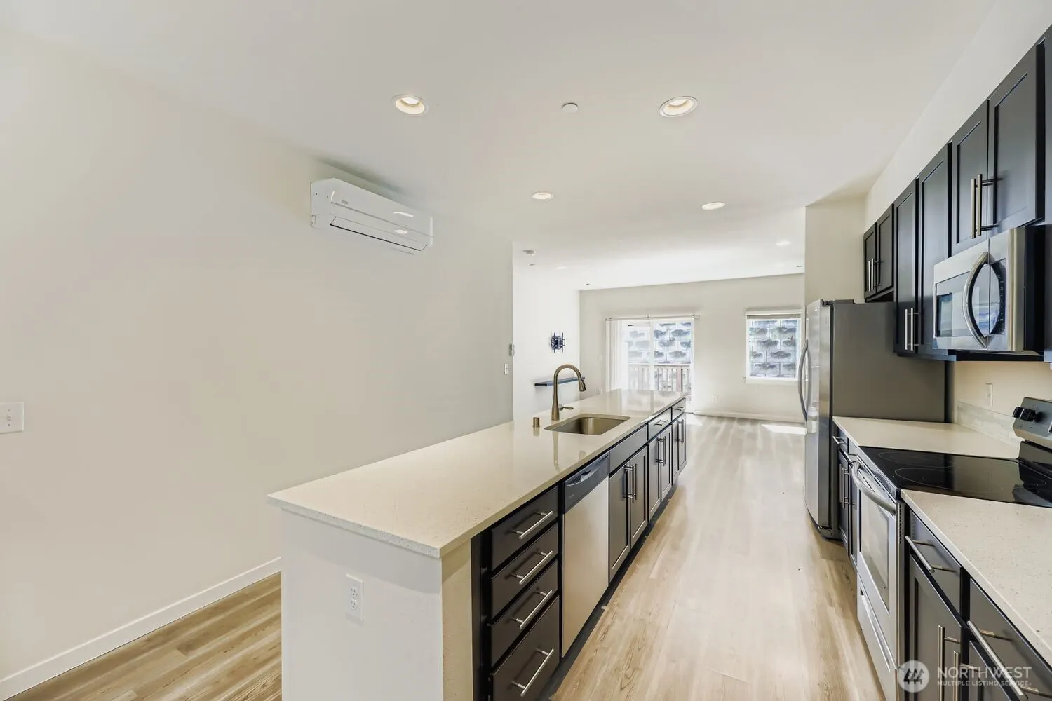 15720 Meadow Road #A6, Lynnwood, WA 98087