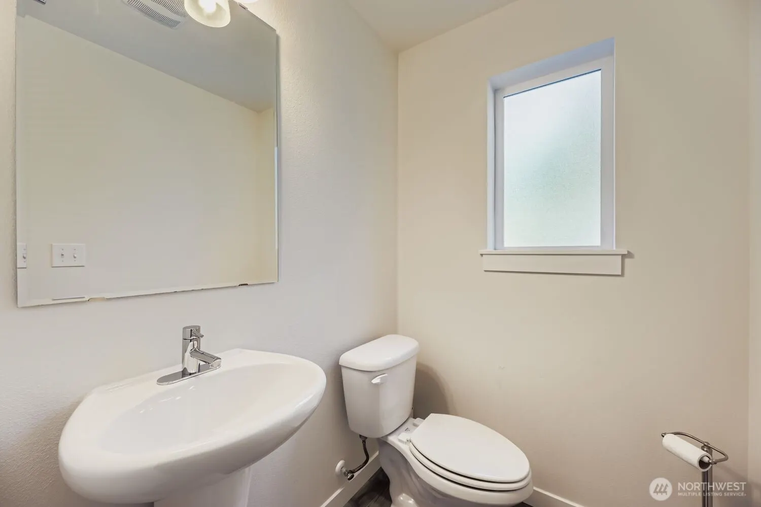 15720 Meadow Road #A6, Lynnwood, WA 98087
