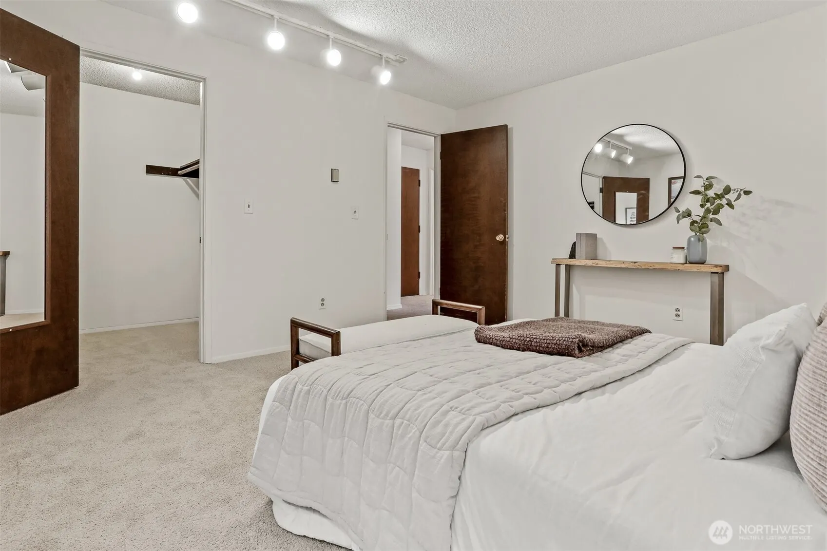 5630 200th Street SW #B119, Lynnwood, WA 98036