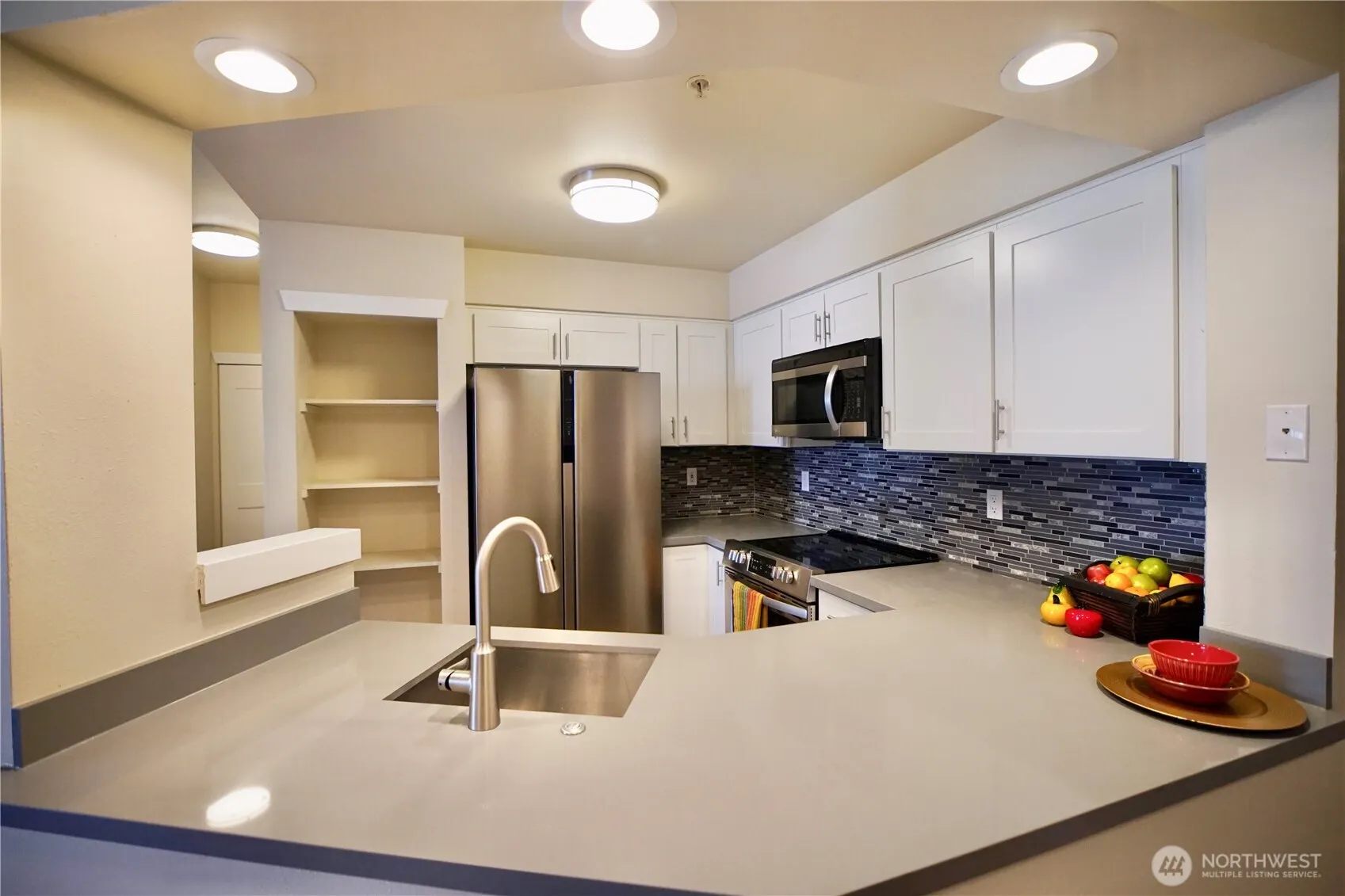 15300 112th Avenue NE #B203, Bothell, WA 98011