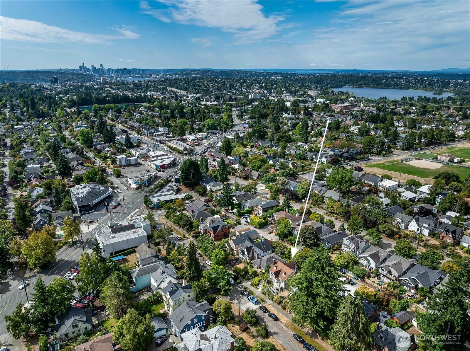 8233 16th Avenue NE, Seattle, WA 98115