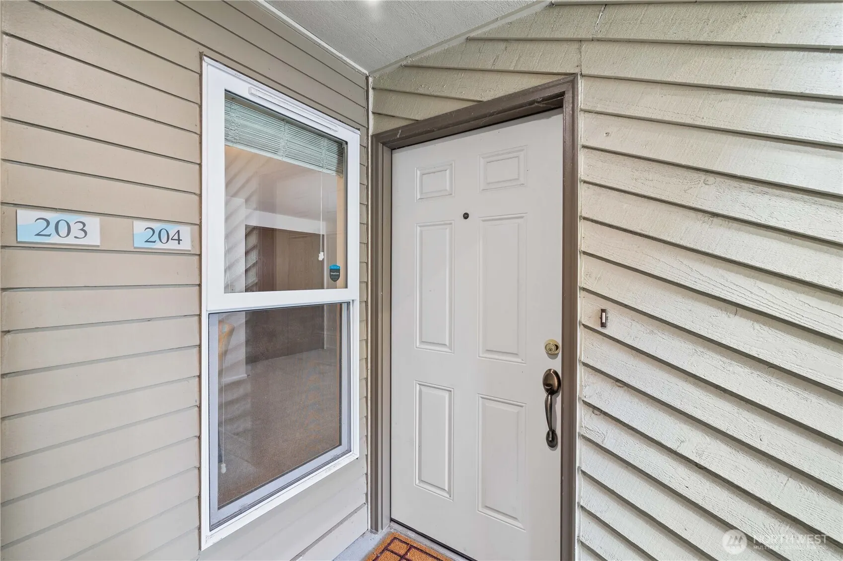 200 Mt Park Boulevard SW #A204, Issaquah, WA 98027