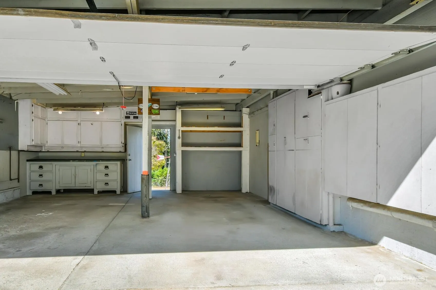 7502 14th Avenue SW, Seattle, WA 98106-2036