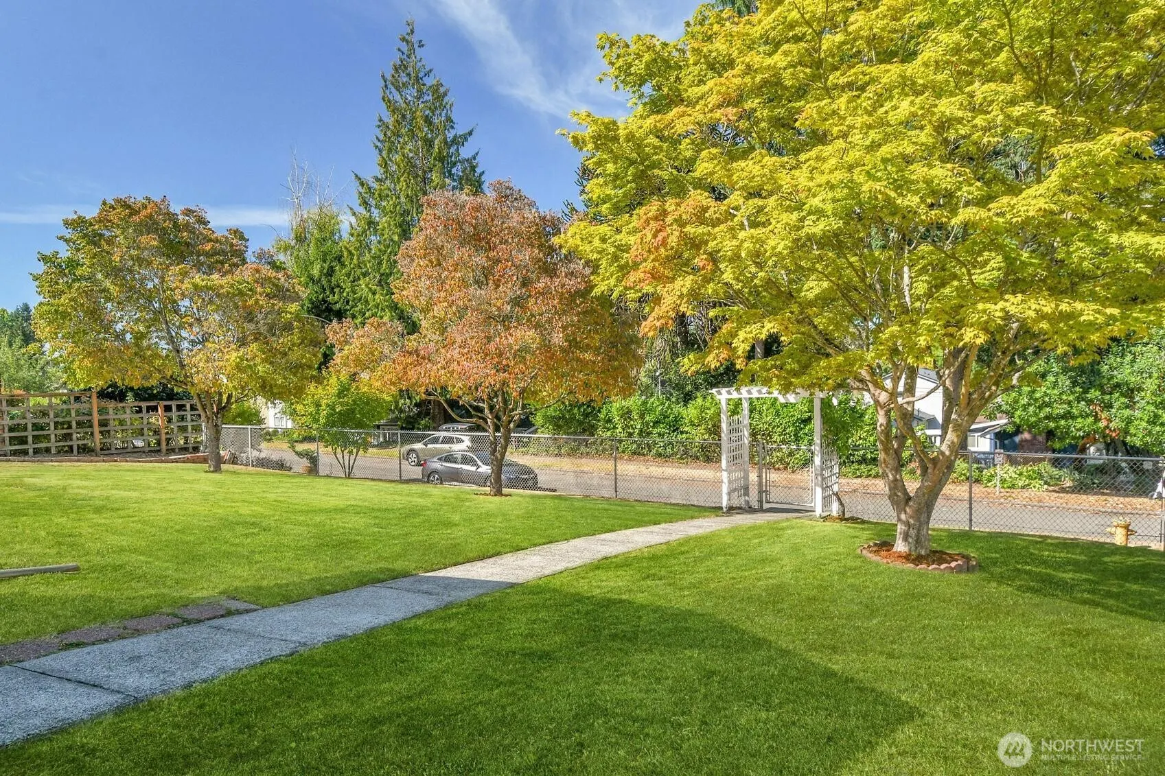 7502 14th Avenue SW, Seattle, WA 98106-2036
