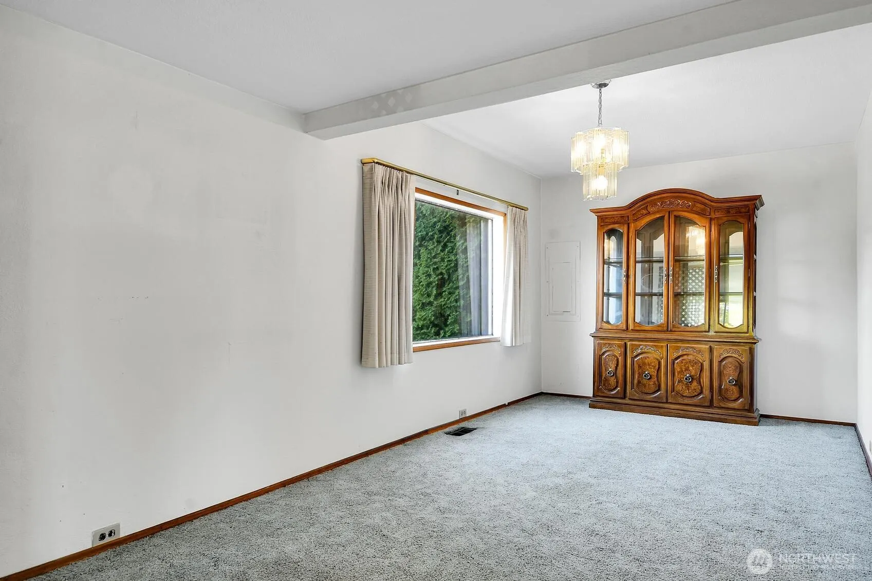 7502 14th Avenue SW, Seattle, WA 98106-2036
