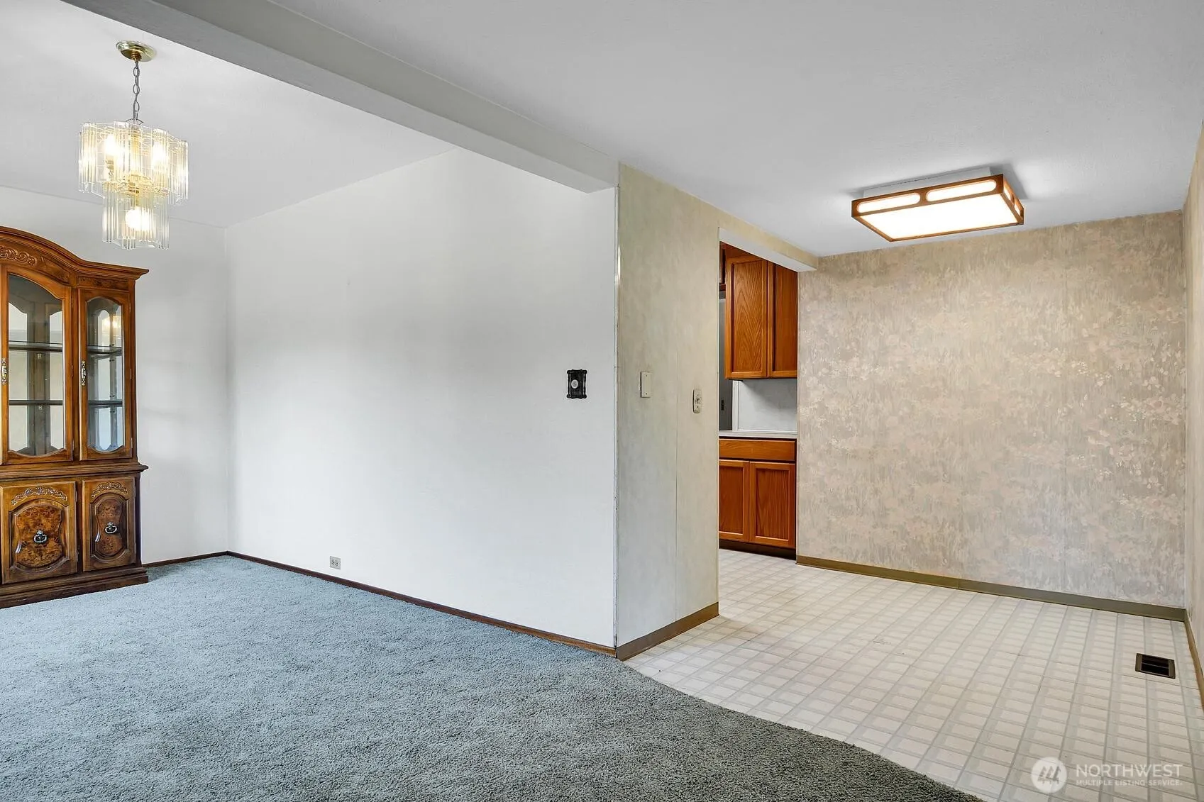 7502 14th Avenue SW, Seattle, WA 98106-2036