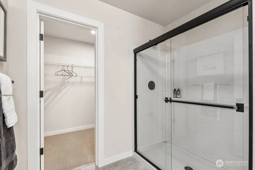 16111 36TH Avenue W #E6, Lynnwood, WA 98087