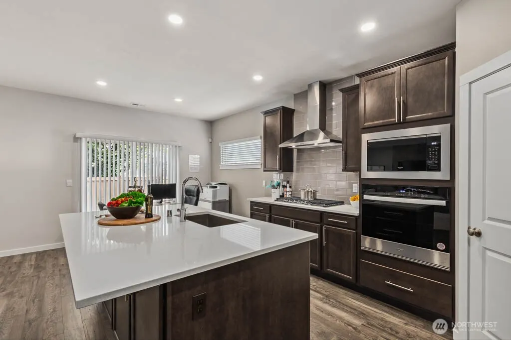 16518 35th Avenue SE, Bothell, WA 98012