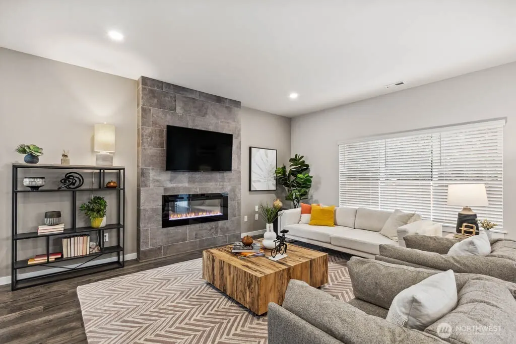 16518 35th Avenue SE, Bothell, WA 98012