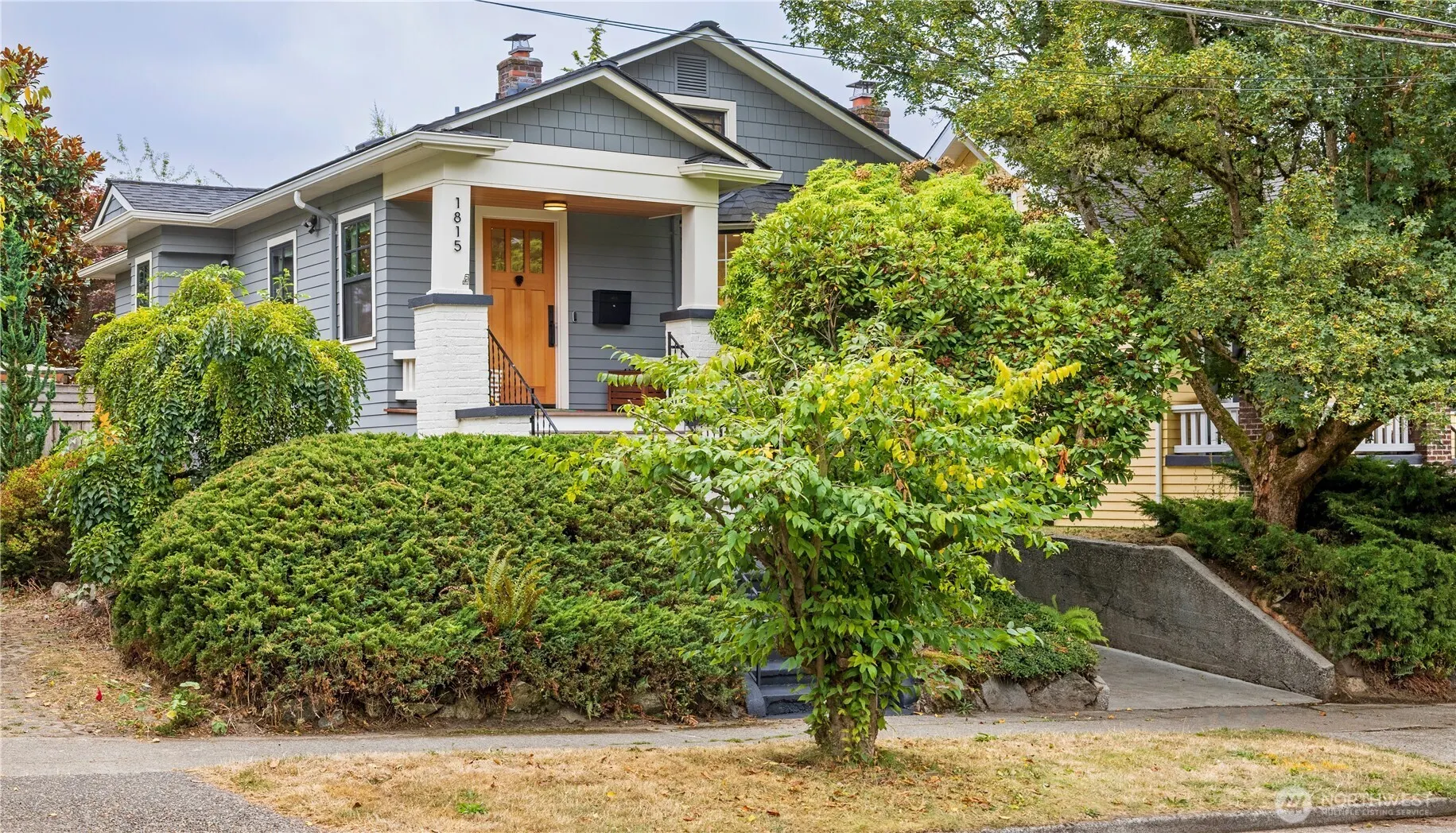 1815 N 55th Street , Seattle, WA 98103