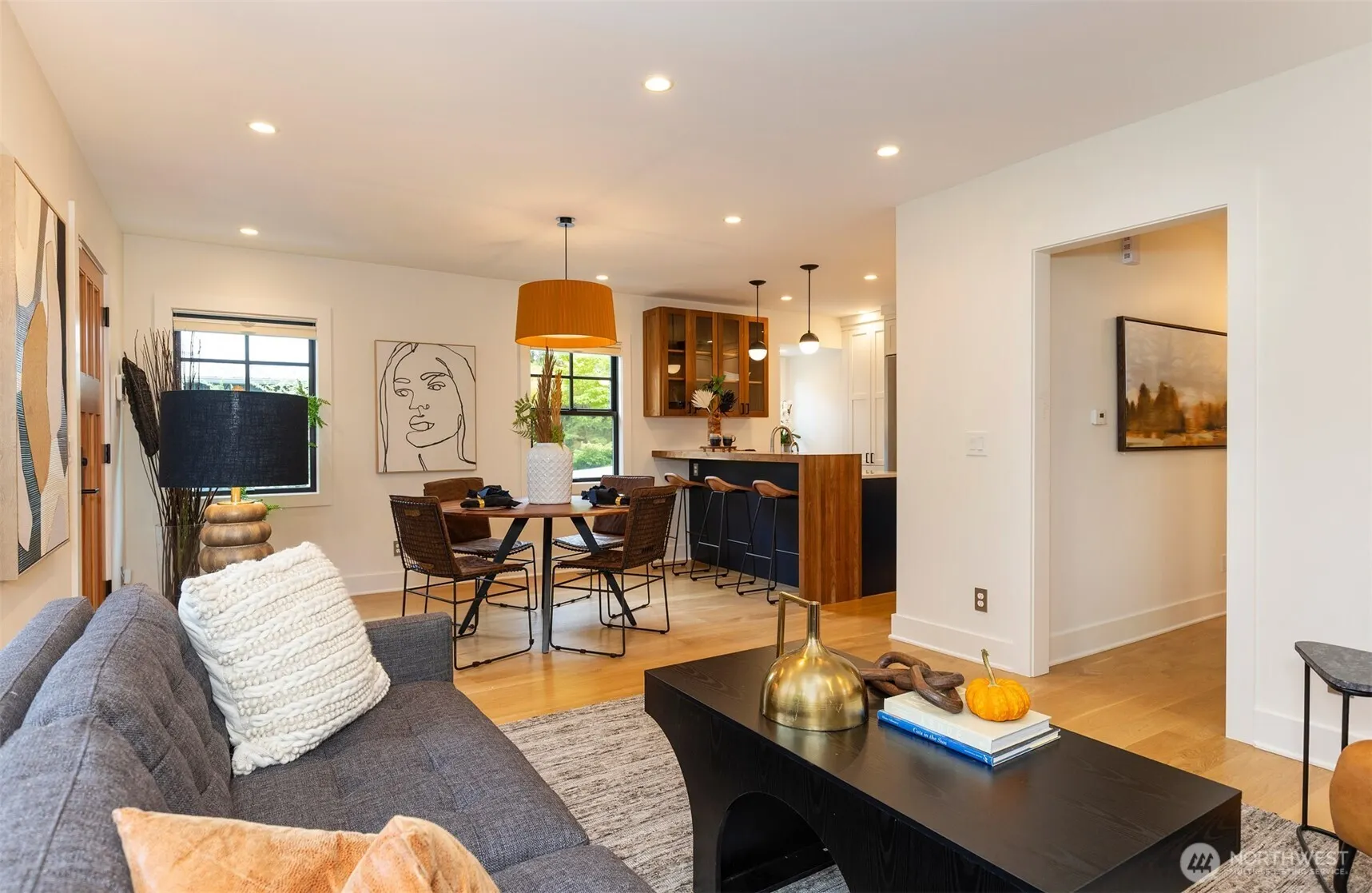 1815 N 55th Street , Seattle, WA 98103
