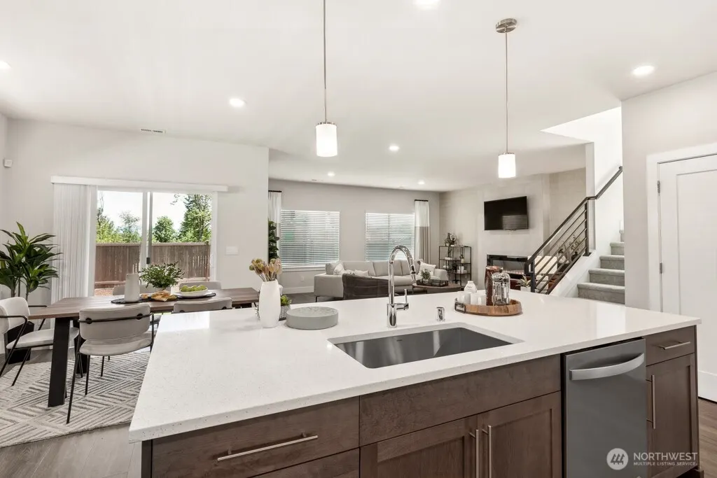 16522 35th Avenue SE, Bothell, WA 98012