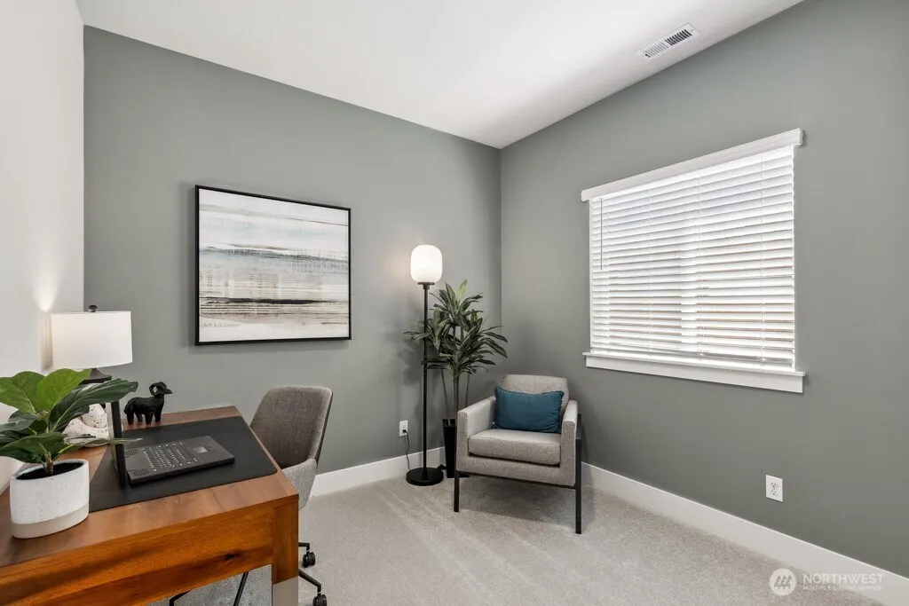 16514 35th Avenue SE, Bothell, WA 98012
