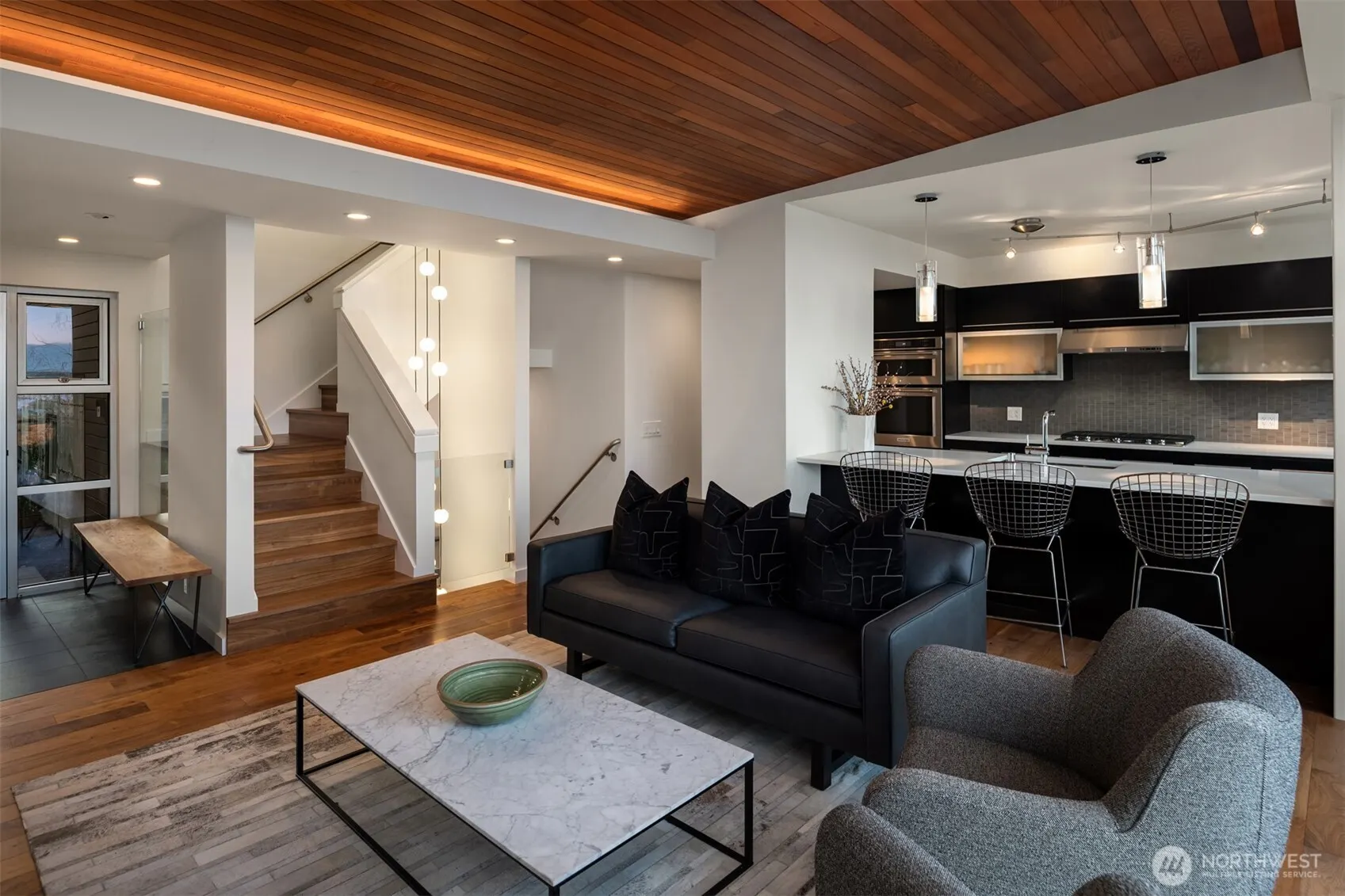 7352 56th Avenue NE, Seattle, WA 98115