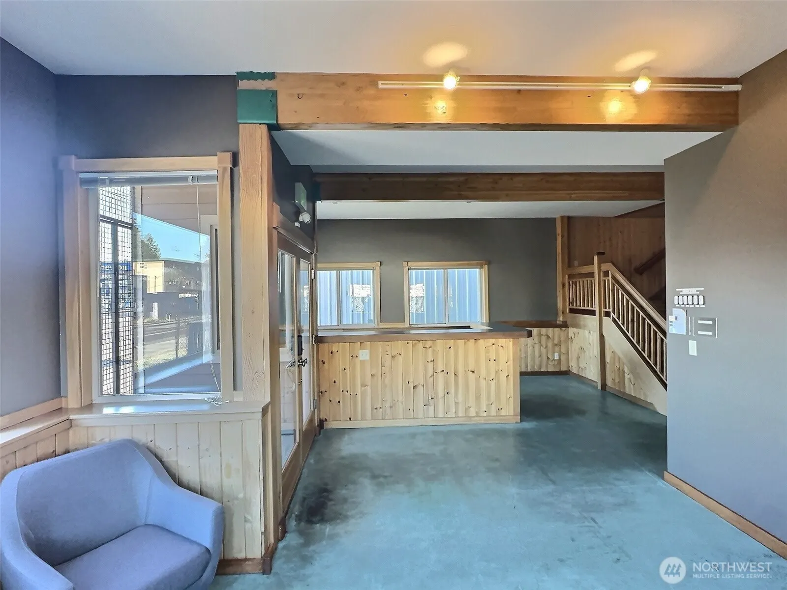 338 NW 85th St , Seattle, WA 98117