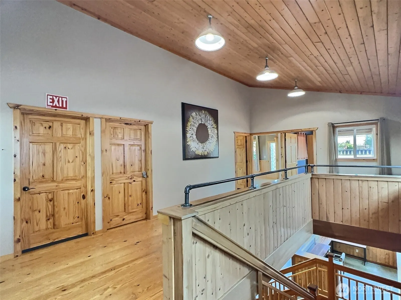 338 NW 85th St , Seattle, WA 98117