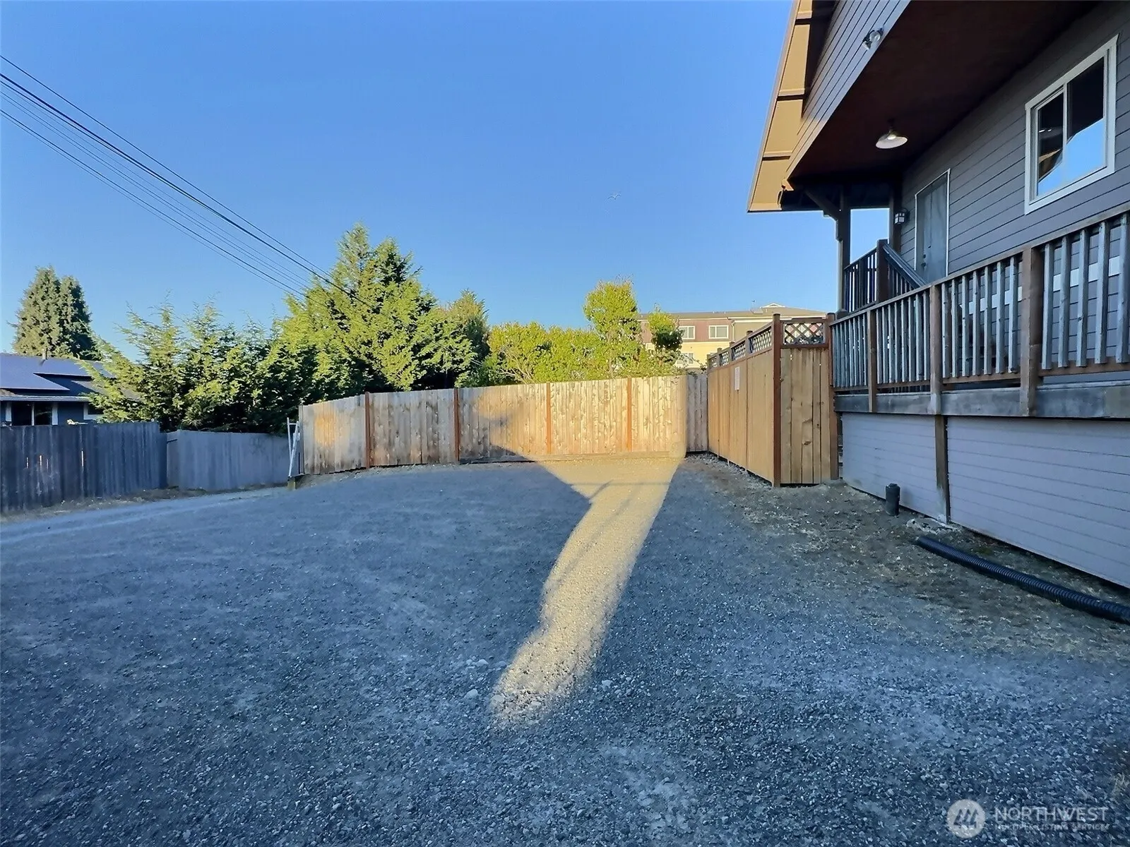 338 NW 85th St , Seattle, WA 98117