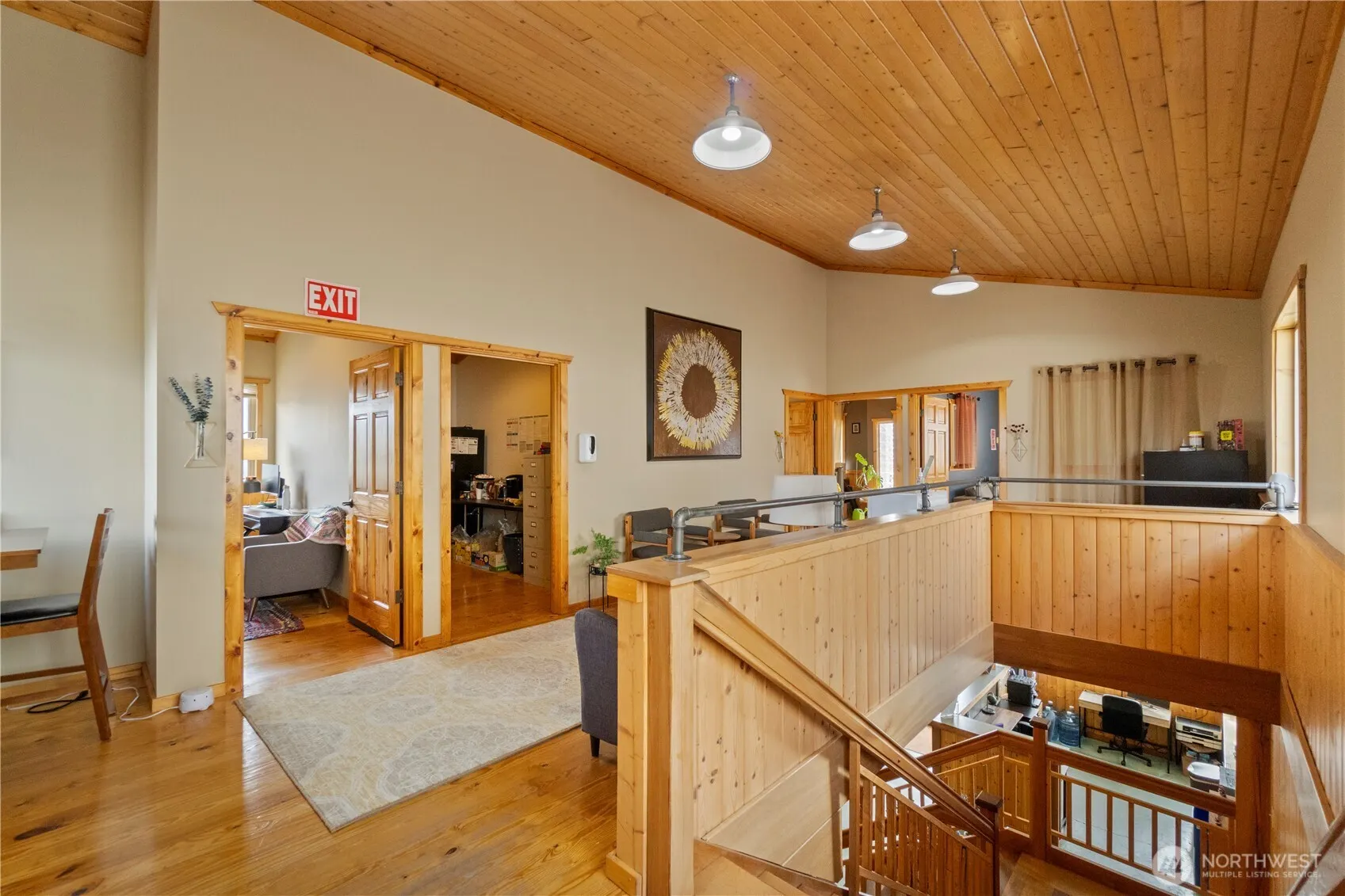338 NW 85th St , Seattle, WA 98117