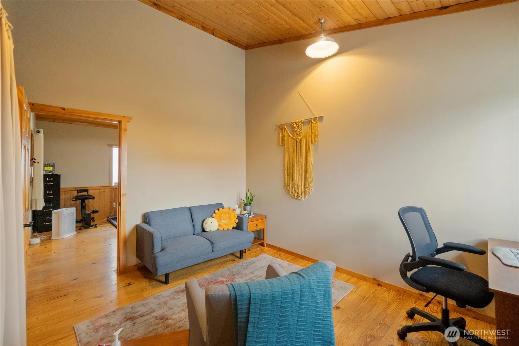 338 NW 85th St , Seattle, WA 98117