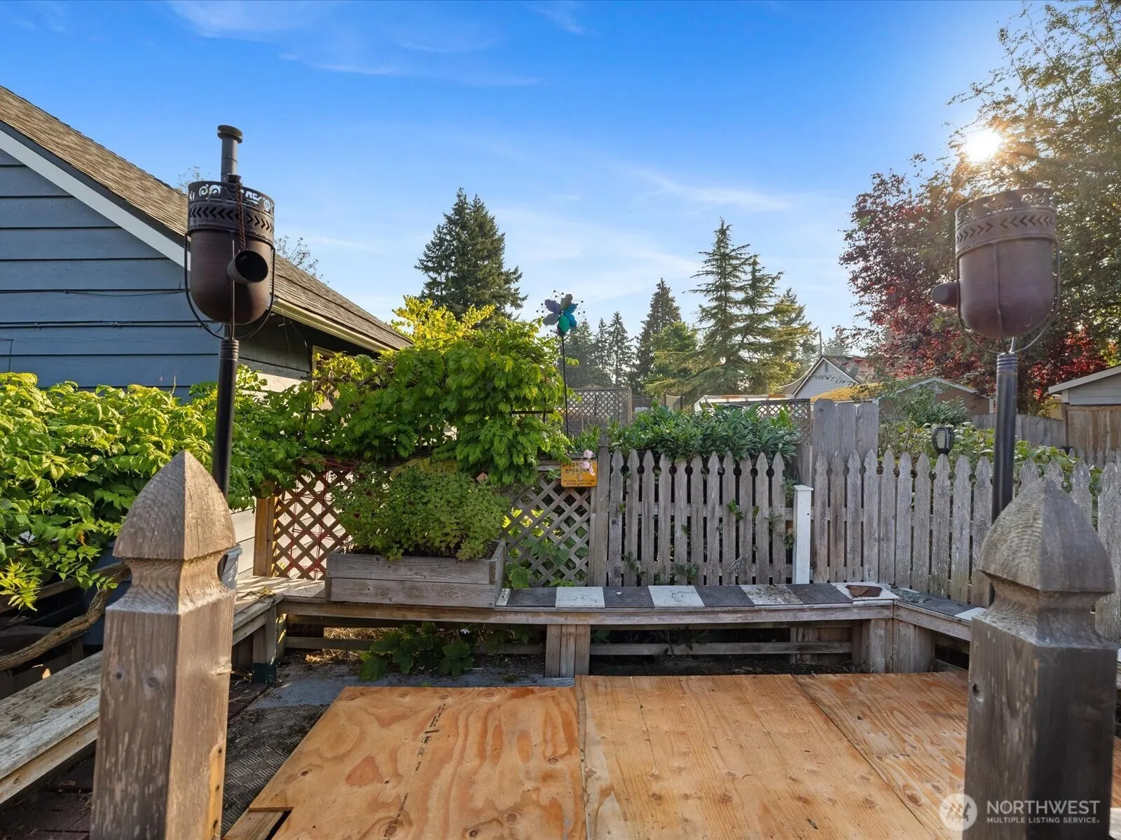2302 201st Place SW, Lynnwood, WA 98036