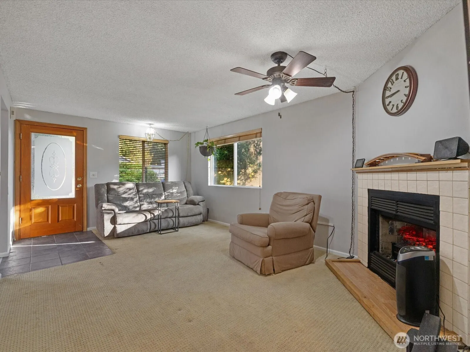 2302 201st Place SW, Lynnwood, WA 98036