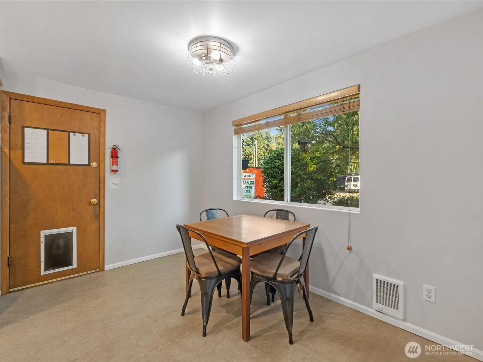 2302 201st Place SW, Lynnwood, WA 98036