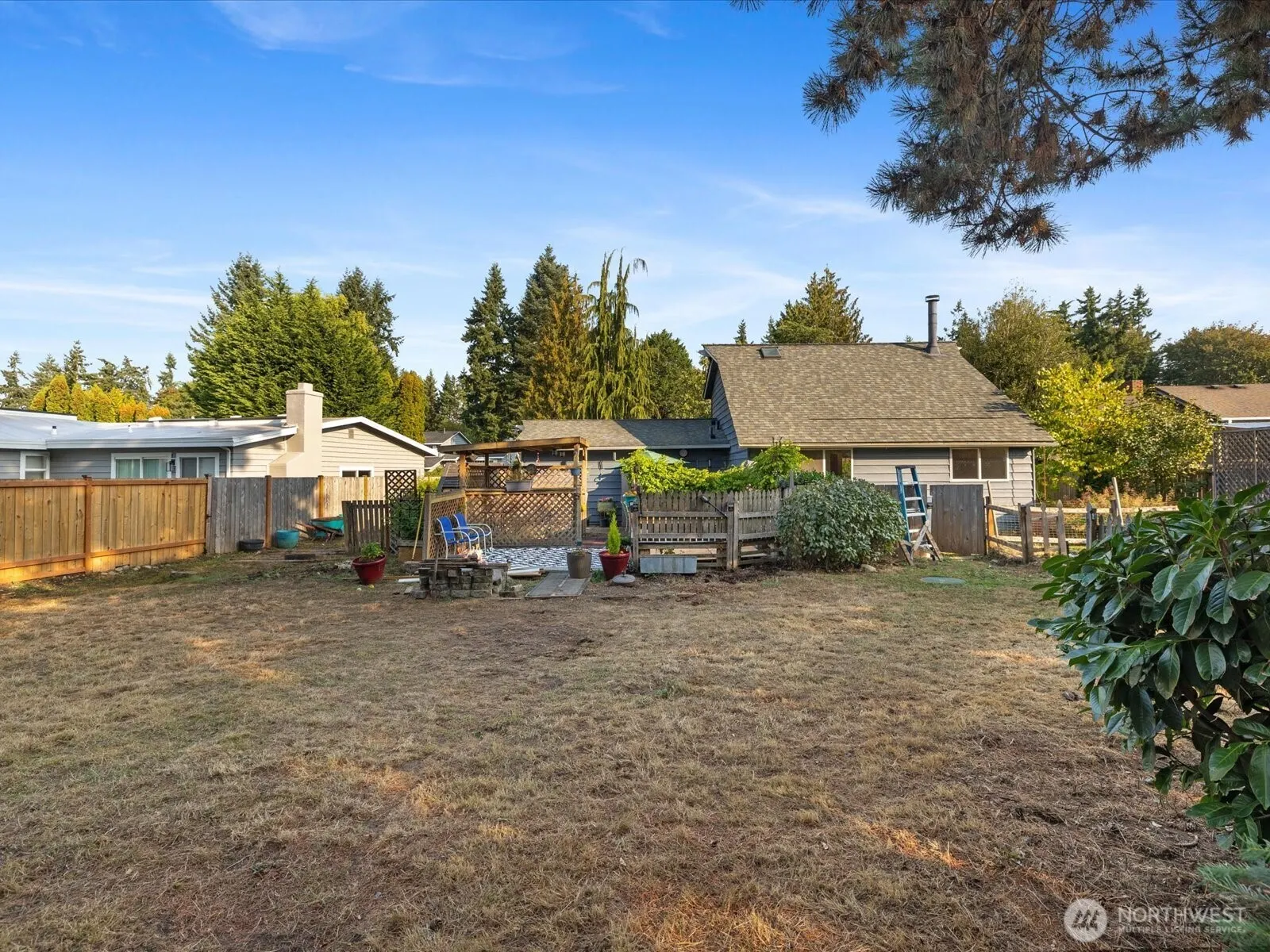 2302 201st Place SW, Lynnwood, WA 98036