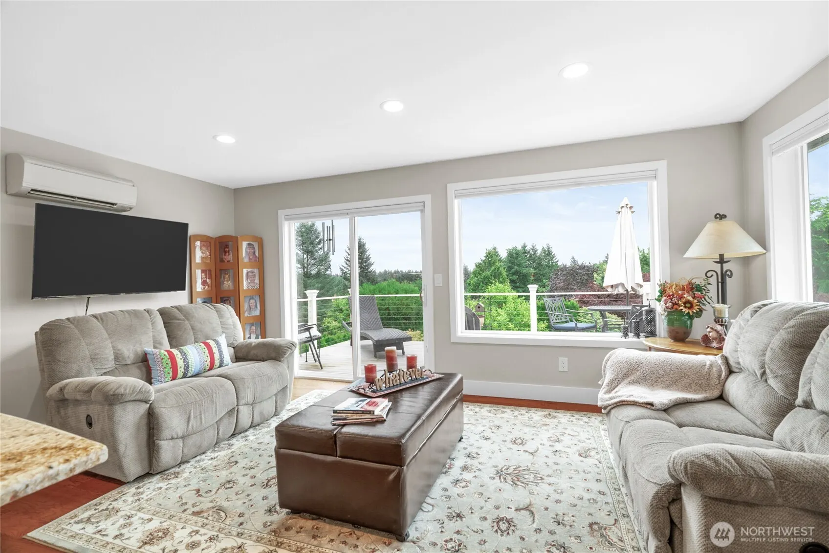 24215 75th Avenue SE, Woodinville, WA 98072