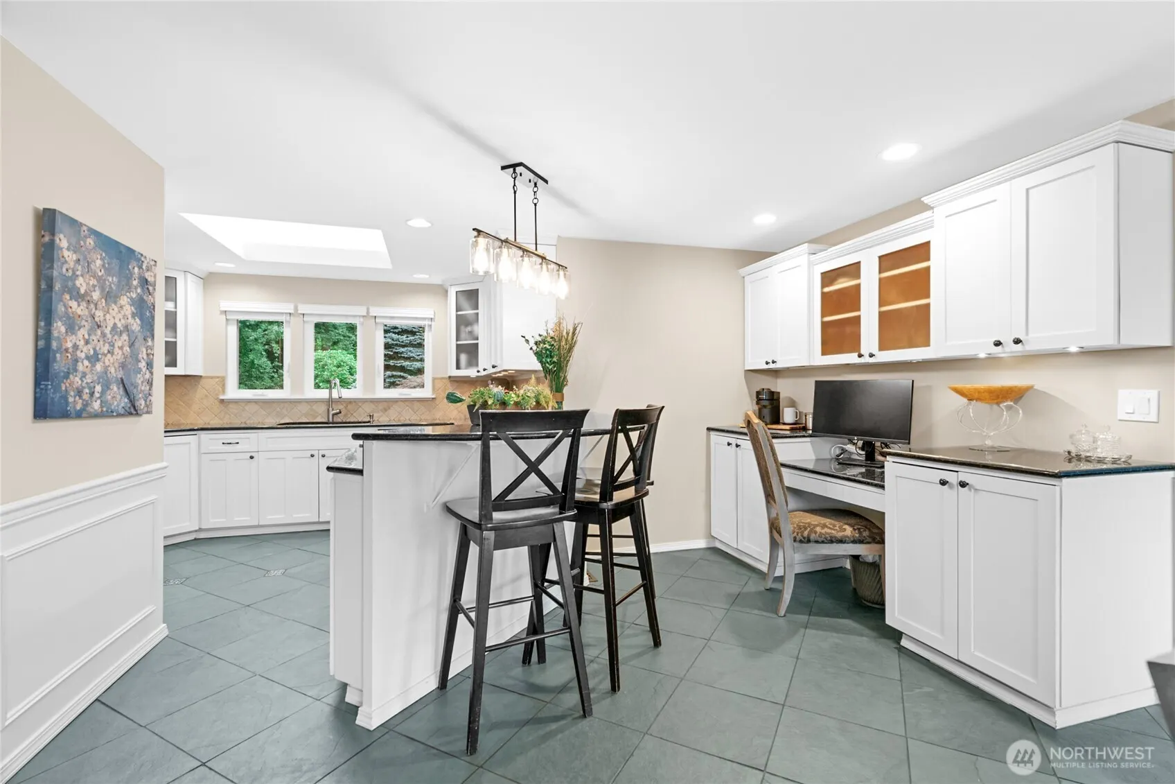 24215 75th Avenue SE, Woodinville, WA 98072