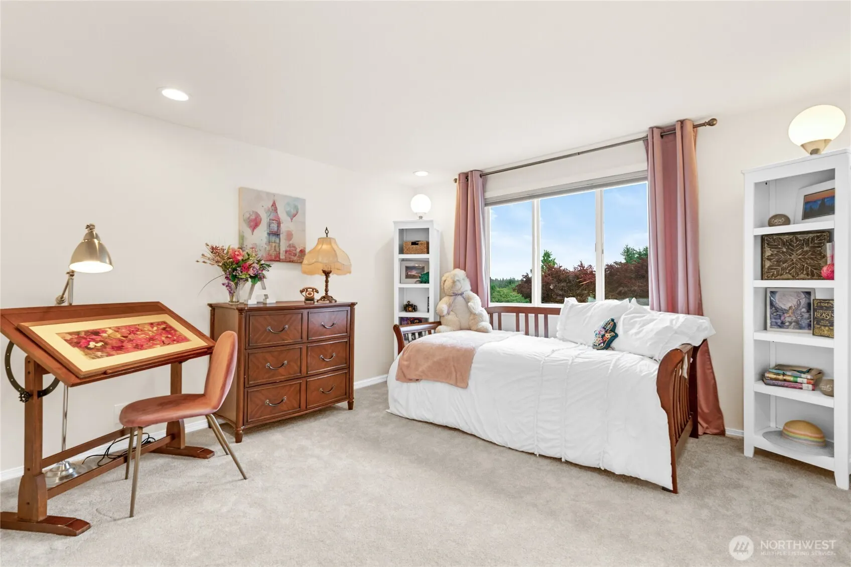 24215 75th Avenue SE, Woodinville, WA 98072