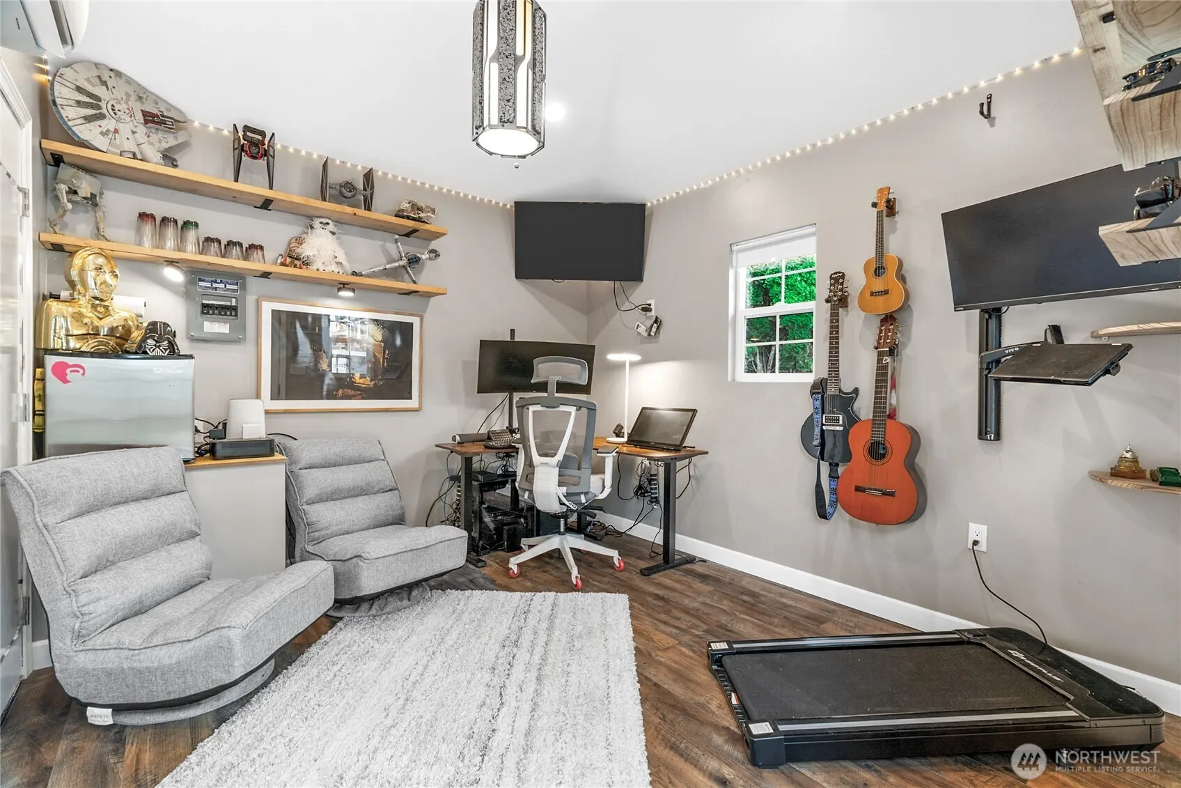 24215 75th Avenue SE, Woodinville, WA 98072