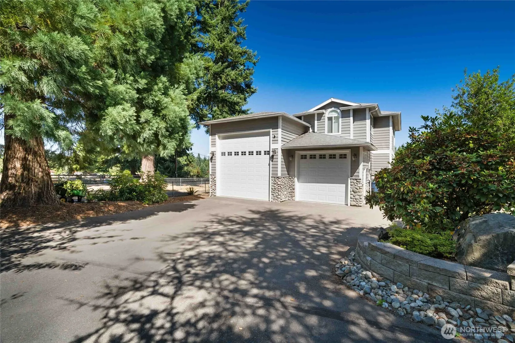 24215 75th Avenue SE, Woodinville, WA 98072