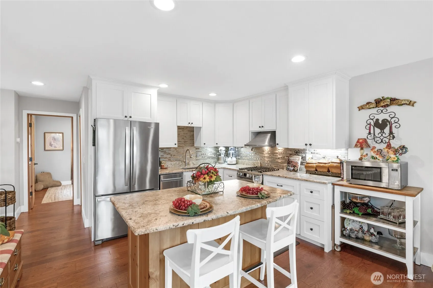 24215 75th Avenue SE, Woodinville, WA 98072