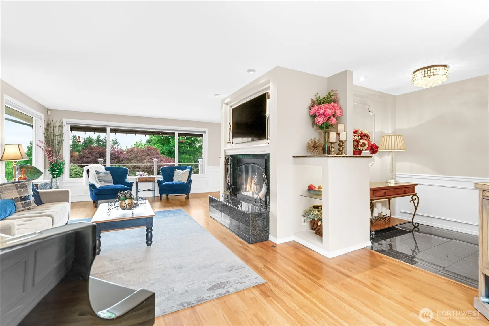 24215 75th Avenue SE, Woodinville, WA 98072