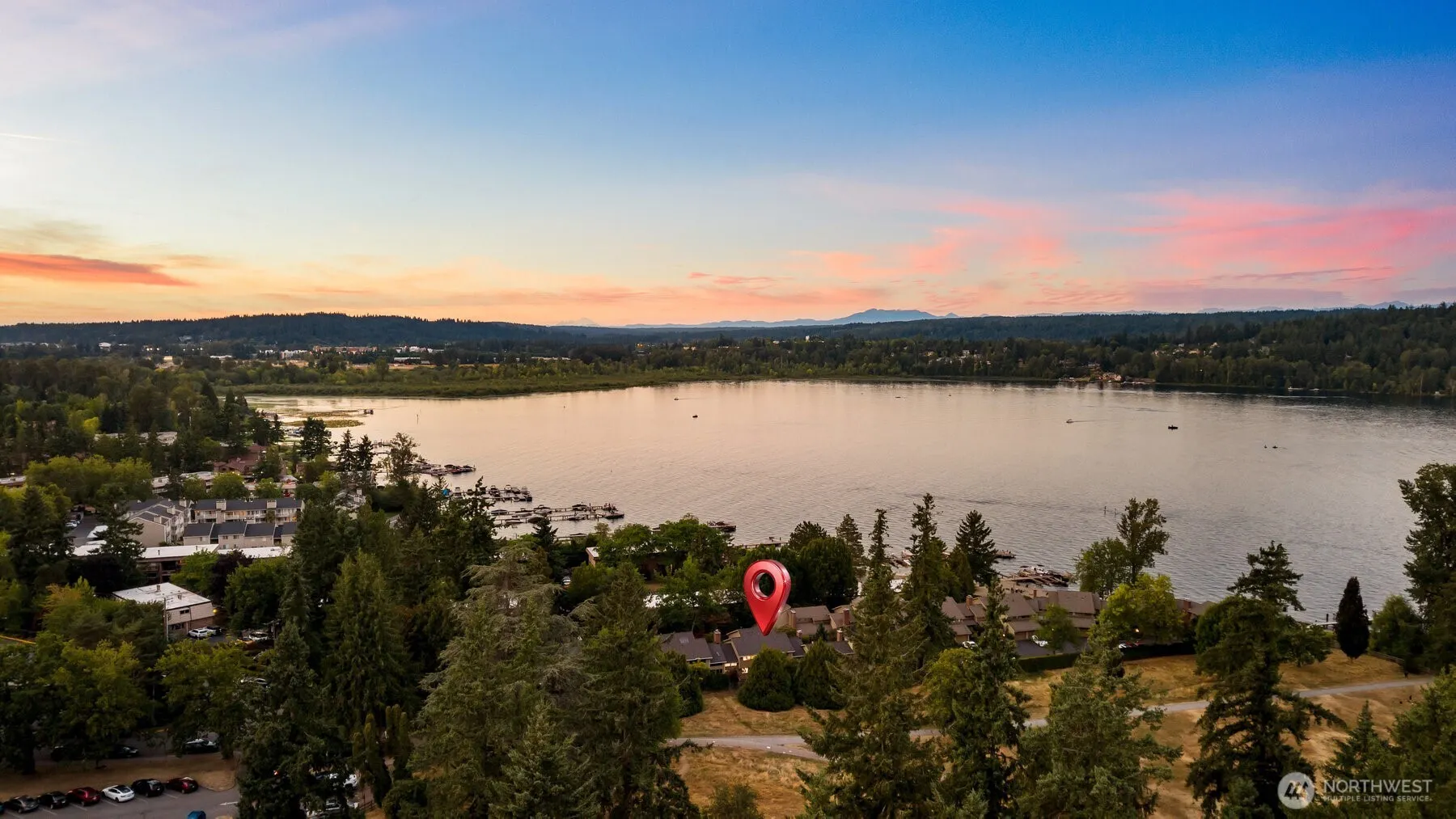 17517 NE 38th Court , Redmond, WA 98052-5833