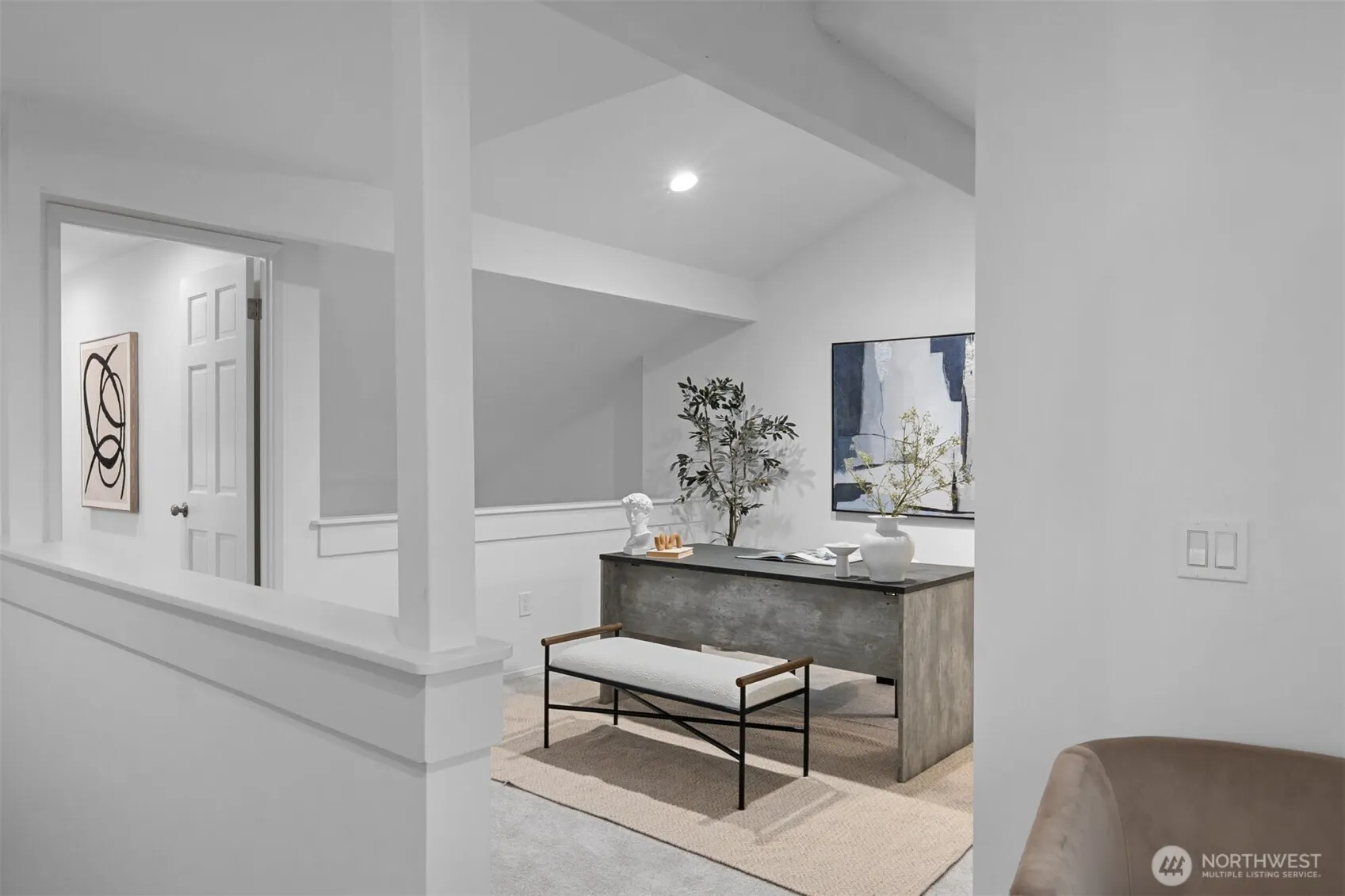 17517 NE 38th Court , Redmond, WA 98052-5833
