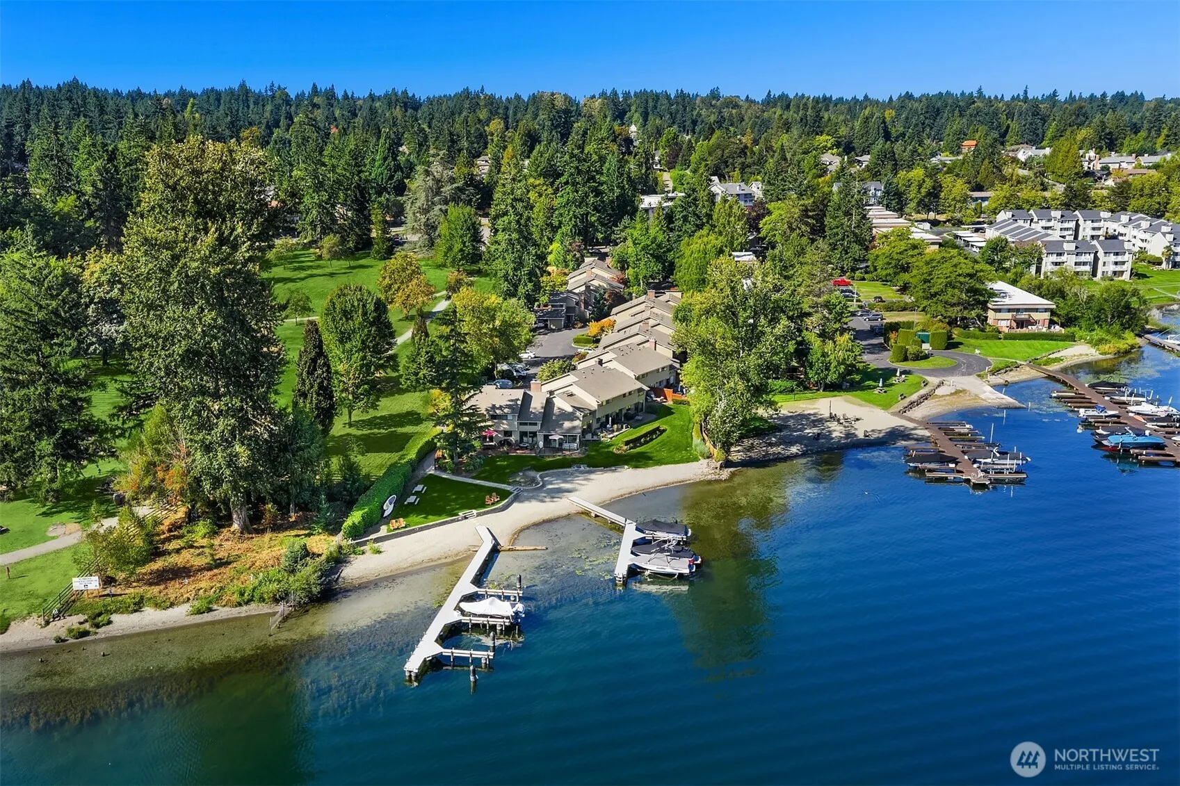 17517 NE 38th Court , Redmond, WA 98052-5833